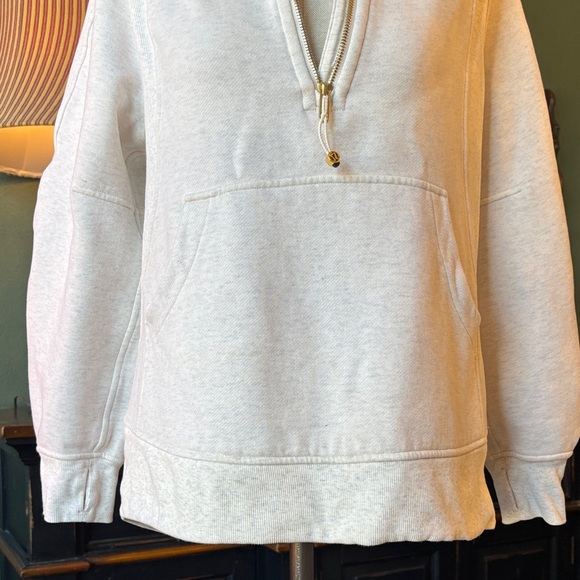 Lulu lemon Scuba cream pullover - Picture 3 of 16